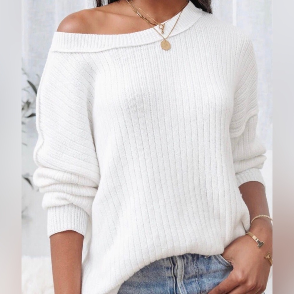 VICI white cotton knit wide neck sweater, relax fit white NEW Re $62 🎉SALE